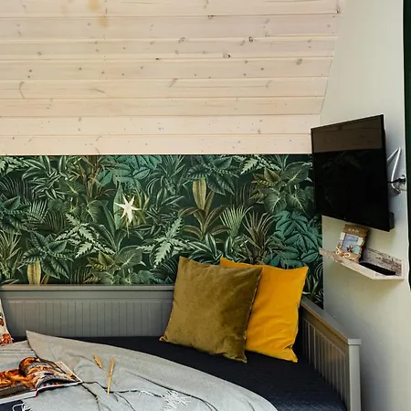 Holiday home Zalia Kopa With Pool Palanga