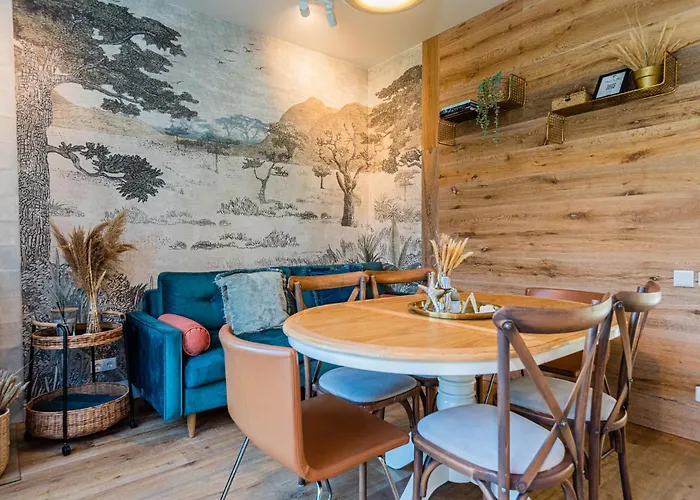 Zalia Kopa With Pool